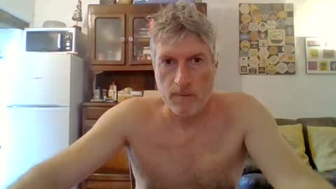 Snapshot of 22esserre chatting on June 25, 2026, 11:37 am 22esserre online show from June 25, 2026, 11:37 am
