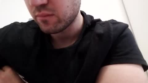 Snapshot of 22fish22_ chatting on November 10, 2025, 2:27 pm 22fish22_ online show from November 10, 2025, 2:27 pm