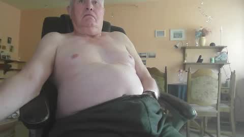 29famila online show from November 2, 2025, 1:02 pm