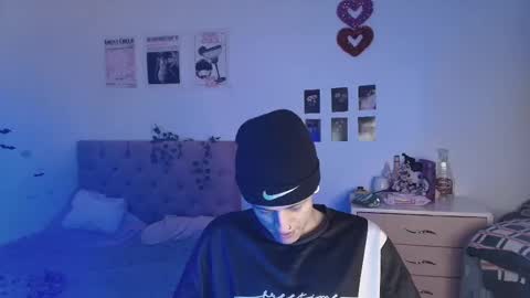 Snapshot of 2cb0y chatting on September 8, 2025, 8:41 pm BAD online show from September 8, 2025, 8:41 pm