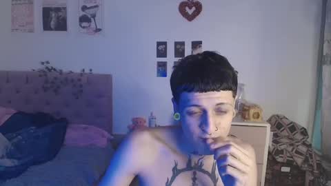 Snapshot of 2cb0y chatting on September 21, 2025, 3:08 am BAD online show from September 21, 2025, 3:08 am