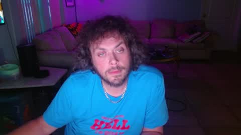 Snapshot of 2dirtyhillbillies chatting on June 30, 2026, 12:33 am ThrillBilly online show from June 30, 2026, 12:33 am