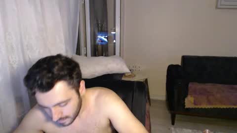 Snapshot of 2handsomeman chatting on June 4, 2026, 9:21 pm Berk online show from June 4, 2026, 9:21 pm