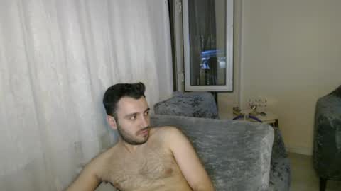 Snapshot of 2handsomeman chatting on July 4, 2026, 12:28 am Berk online show from July 4, 2026, 12:28 am