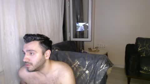 Snapshot of 2handsomeman chatting on July 17, 2026, 12:17 am Berk online show from July 17, 2026, 12:17 am