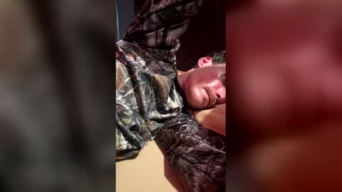 Snapshot of 2pac200022 chatting on March 20, 2026, 10:31 am 2pac200022 online show from March 20, 2026, 10:31 am