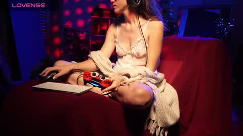 Snapshot of 2photogs_raw chatting on January 26, 2025, 12:37 am 2photogs_raw online show from January 26, 2025, 12:37 am