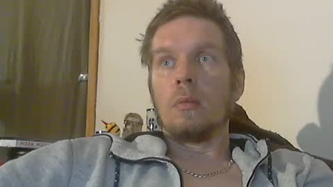 Snapshot of 2small4you83 chatting on January 12, 2025, 7:32 am 2small4you83 online show from January 12, 2025, 7:32 am