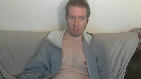 Snapshot of 2small4you83 chatting on April 25, 2026, 1:14 pm 2small4you83 online show from April 25, 2026, 1:14 pm