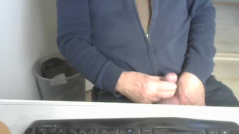 Snapshot of 3390soeren chatting on March 6, 2025, 11:36 am Soeren online show from March 6, 2025, 11:36 am