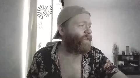 Snapshot of 33uk3 chatting on October 18, 2025, 1:12 pm 33UK online show from October 18, 2025, 1:12 pm