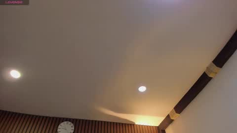 3X NAXAA online show from September 28, 2025, 12:43 pm