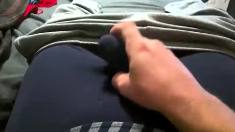 Snapshot of 420bigdickben420 chatting on November 9, 2025, 2:37 pm 420bigdickben420 online show from November 9, 2025, 2:37 pm