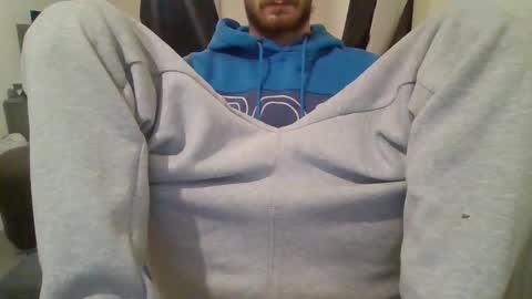 420feetloverr420 online show from October 24, 2025, 2:41 am