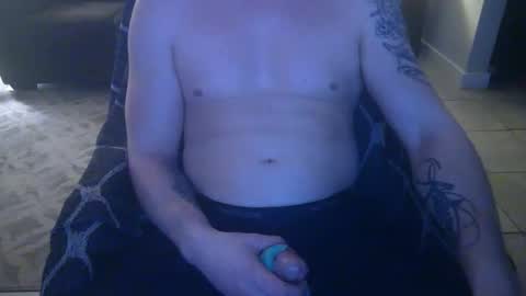 Snapshot of 42o_blah chatting on January 16, 2025, 2:30 am 42o_blah online show from January 16, 2025, 2:30 am