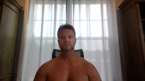 Snapshot of 45andfit chatting on September 17, 2025, 1:02 pm 45andfit online show from September 17, 2025, 1:02 pm