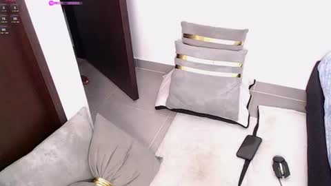 493ashlyfoxx online show from June 26, 2026, 5:06 pm