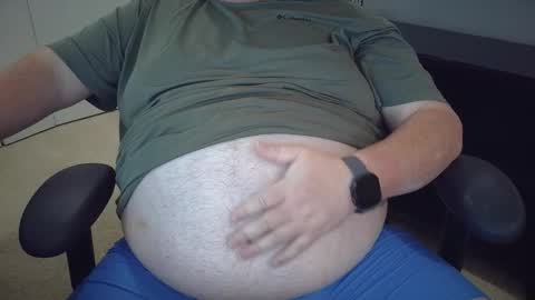 4bgdaddyks online show from December 4, 2025, 7:33 pm