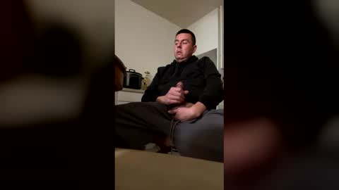 4doors4morehores online show from February 13, 2026, 8:21 am