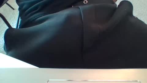 Snapshot of 4glz chatting on October 6, 2025, 2:42 am 4glz online show from October 6, 2025, 2:42 am