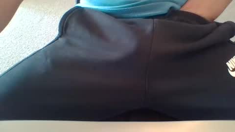 Snapshot of 4glz chatting on November 10, 2025, 11:37 pm 4glz online show from November 10, 2025, 11:37 pm