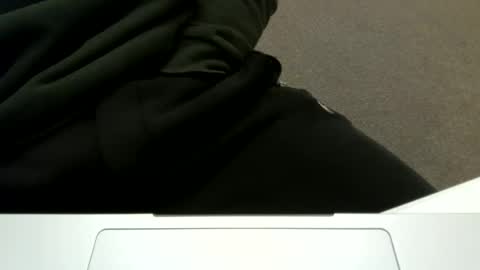 4glz online show from March 25, 2026, 8:53 am