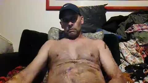 Snapshot of 4nuf chatting on October 2, 2025, 8:49 pm 4nuf online show from October 2, 2025, 8:49 pm