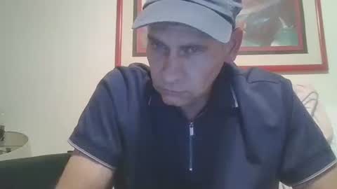 Snapshot of 4nuf chatting on November 1, 2025, 7:32 am 4nuf online show from November 1, 2025, 7:32 am