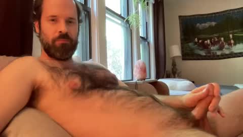 Snapshot of 4u_hairy_stud_4u chatting on October 7, 2025, 9:56 pm Hairy Stud online show from October 7, 2025, 9:56 pm