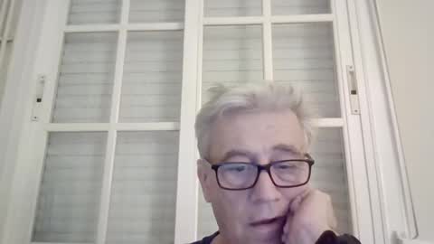 52artur online show from January 5, 2025, 9:36 pm
