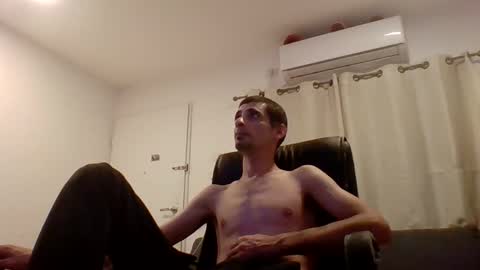 Snapshot of 55555558 chatting on October 18, 2025, 3:42 am crazy101 online show from October 18, 2025, 3:42 am