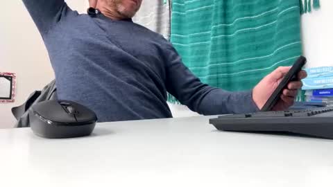 555tony555 online show from April 7, 2026, 11:48 pm