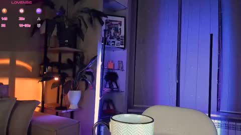 Snapshot of 5_in_one chatting on October 6, 2025, 3:37 am Sunshine online show from October 6, 2025, 3:37 am