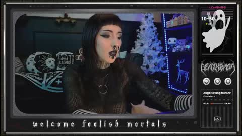 Juune online show from December 21, 2025, 7:43 pm