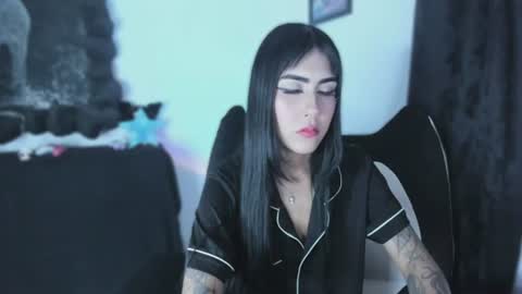  luarii   online show from July 16, 2026, 2:50 am