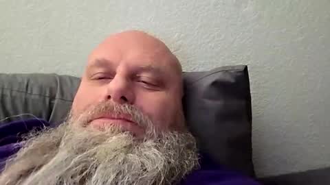 69singledad79 online show from May 27, 2026, 7:33 pm