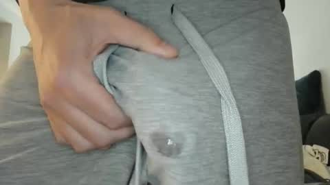 6mehere9 online show from November 2, 2025, 2:19 pm