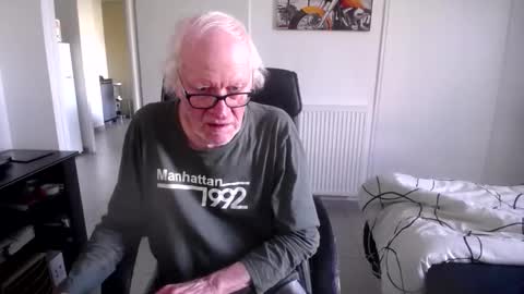 73yves online show from May 8, 2026, 5:46 am