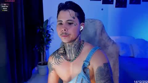 Stefan online show from December 15, 2025, 2:38 am