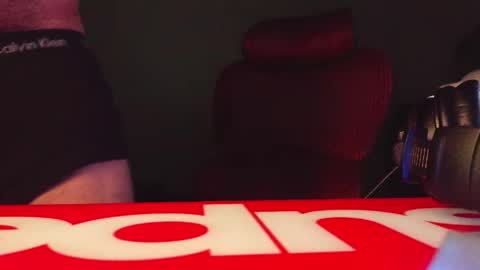 Snapshot of 777dudewtf chatting on March 31, 2026, 9:10 am 777dudewtf online show from March 31, 2026, 9:10 am