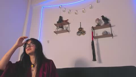 Snapshot of 77neferkitty77 chatting on November 9, 2025, 2:32 am online show from November 9, 2025, 2:32 am