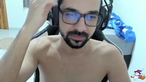 high online show from November 5, 2025, 10:43 pm