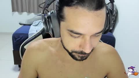 high online show from November 8, 2025, 2:50 pm