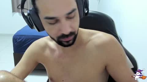 high online show from November 9, 2025, 1:09 pm