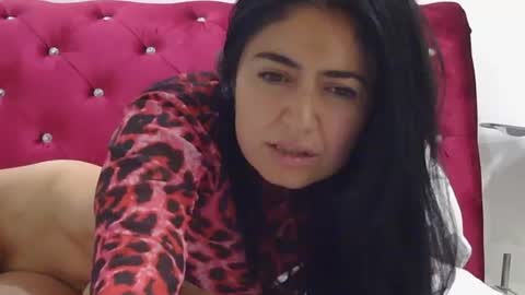 K i ra Ki online show from June 28, 2026, 1:22 am