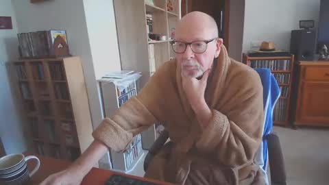 Snapshot of 7thsojourn chatting on November 10, 2025, 9:41 am Papi online show from November 10, 2025, 9:41 am