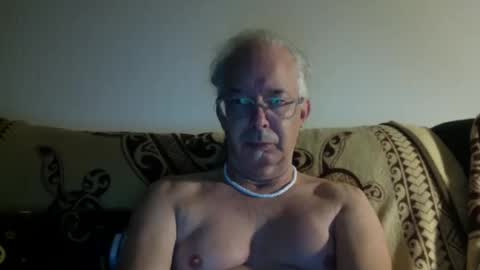 Snapshot of 808dred chatting on November 26, 2025, 9:32 am 808dred online show from November 26, 2025, 9:32 am