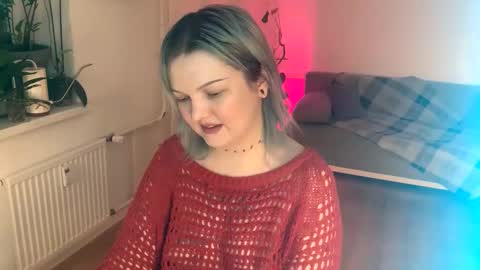 Snapshot of 80s_brat chatting on January 30, 2025, 9:14 pm Ivy online show from January 30, 2025, 9:14 pm