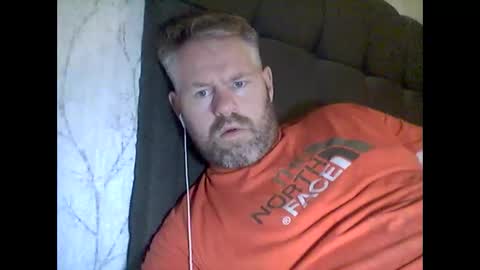 81jonnyx online show from December 15, 2024, 10:18 am