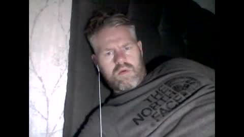 81jonnyx online show from December 15, 2024, 2:27 pm